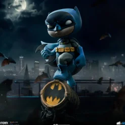 Batman - Batman on Bat-Signal (Blue Variant) MiniCo 7" Vinyl Figure
