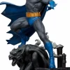 Batman - Batman (Retro Edition) 1/4 Scale Maquette Statue