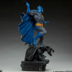Batman - Batman (Retro Edition) 1/4 Scale Maquette Statue