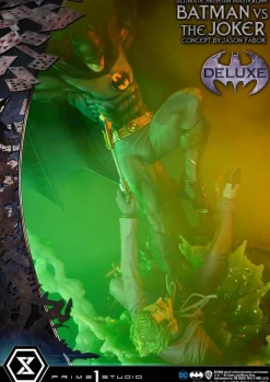 Batman - Batman vs The Joker Deluxe 1/3 Scale Statue
