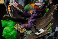 Batman - Batman vs. The Joker Eternal Enemies Premium Format Statue