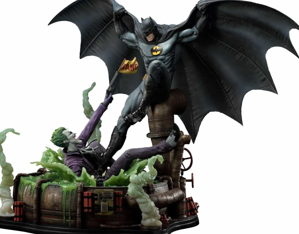 Batman - Batman vs The Joker 1/3 Scale Statue