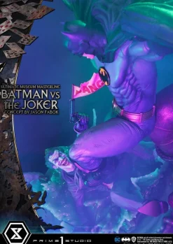 Batman - Batman vs The Joker 1/3 Scale Statue