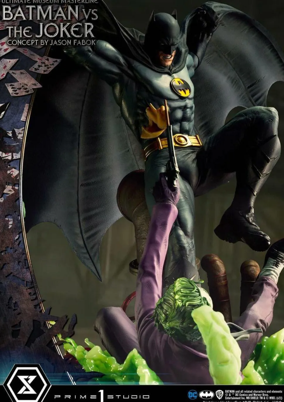 Batman - Batman vs The Joker 1/3 Scale Statue