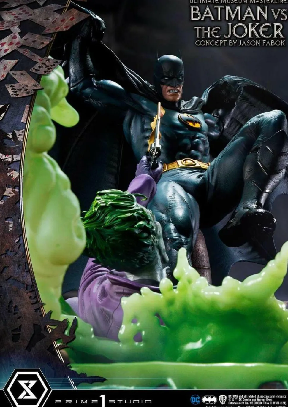 Batman - Batman vs The Joker 1/3 Scale Statue