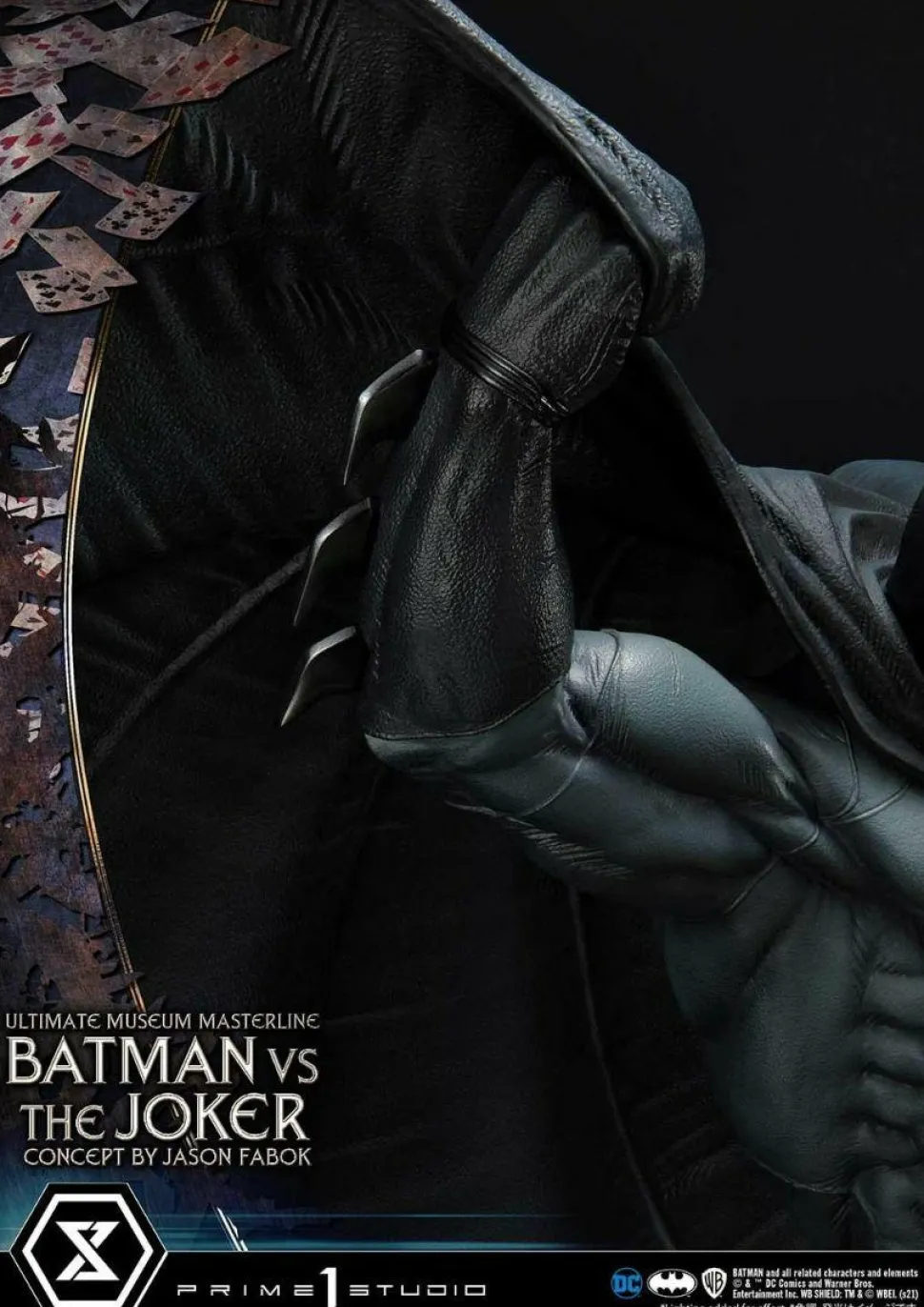 Batman - Batman vs The Joker 1/3 Scale Statue