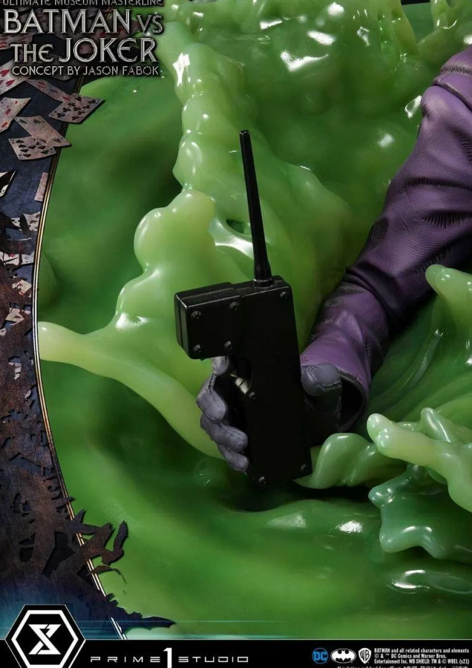 Batman - Batman vs The Joker 1/3 Scale Statue