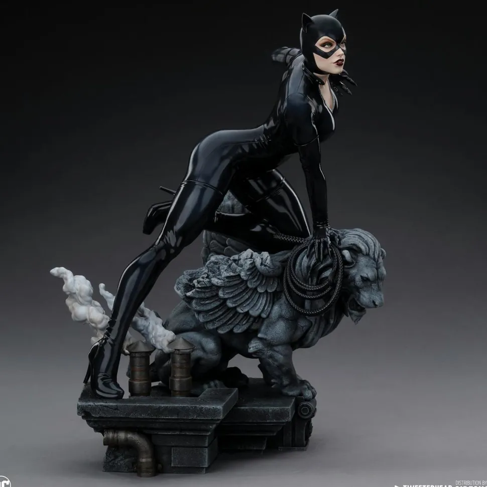 Batman - Catwoman 1/4 Scale Maquette Statue