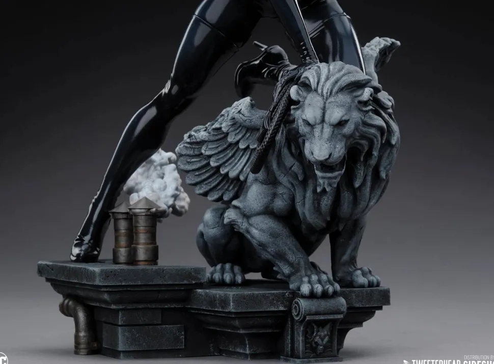Batman - Catwoman 1/4 Scale Maquette Statue