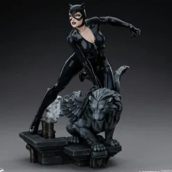 Batman - Catwoman 1/4 Scale Maquette Statue