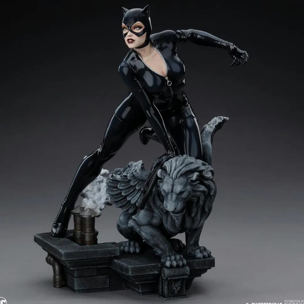Batman - Catwoman 1/4 Scale Maquette Statue
