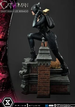 Batman - Catwoman 1/3 Scale Statue by Lee Bermejo