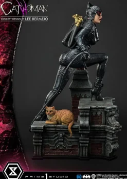 Batman - Catwoman 1/3 Scale Statue by Lee Bermejo