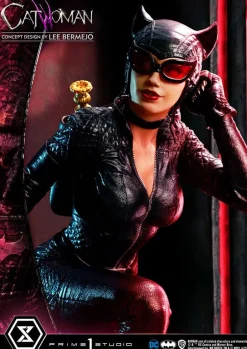 Batman - Catwoman 1/3 Scale Statue by Lee Bermejo