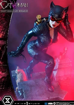 Batman - Catwoman 1/3 Scale Statue by Lee Bermejo