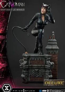 Batman - Catwoman Deluxe 1/3 Scale Statue by Lee Bermejo