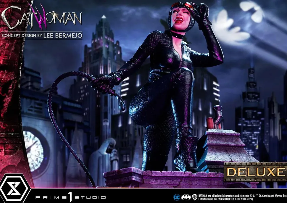 Batman - Catwoman Deluxe 1/3 Scale Statue by Lee Bermejo