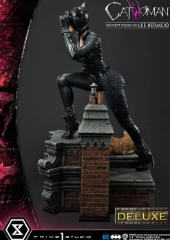 Batman - Catwoman Deluxe 1/3 Scale Statue by Lee Bermejo