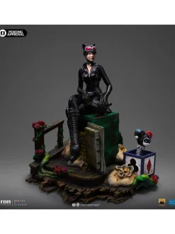 Batman - Catwoman (Gotham City Sirens) Deluxe 1/10th Scale Statue