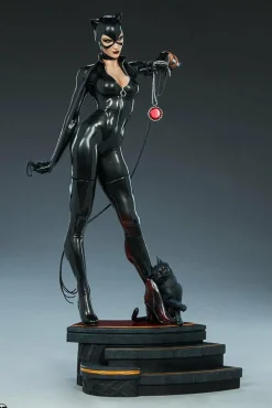 Batman - Catwoman Premium Format Statue