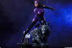 Batman - Catwoman (Purple Edition) 1/4 Scale Maquette Statue
