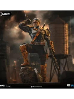 Batman - Deathstroke (Slade Wilson) 1/10th Scale Statue
