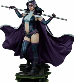 Batman - Huntress Premium Format Statue