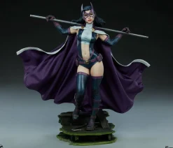 Batman - Huntress Premium Format Statue