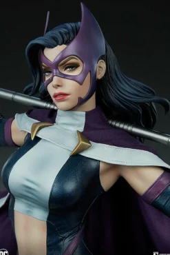 Batman - Huntress Premium Format Statue