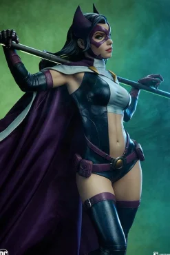 Batman - Huntress Premium Format Statue