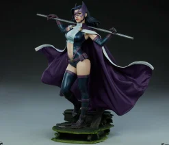 Batman - Huntress Premium Format Statue