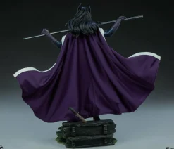 Batman - Huntress Premium Format Statue