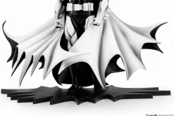 Batman - Neal Adams' Batman Black & White Version 1/8th Scale PVC Statue