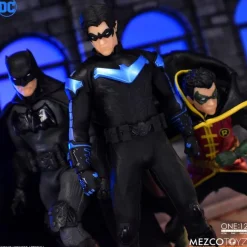 Batman - Nightwing One:12 Collective 1/12th Scale Action Figure