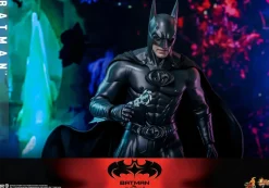 Batman & Robin (1997) - Batman 1/6th Scale Hot Toys Action Figure