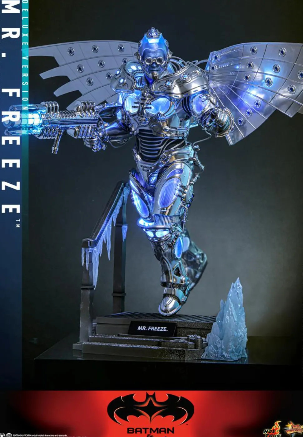 Batman & Robin (1997) - Mr. Freeze (Deluxe Version) 1/6th Scale Hot Toys Action Figure