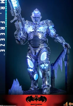 Batman & Robin (1997) - Mr. Freeze (Deluxe Version) 1/6th Scale Hot Toys Action Figure