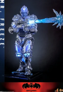 Batman & Robin (1997) - Mr. Freeze 1/6th Scale Hot Toys Action Figure
