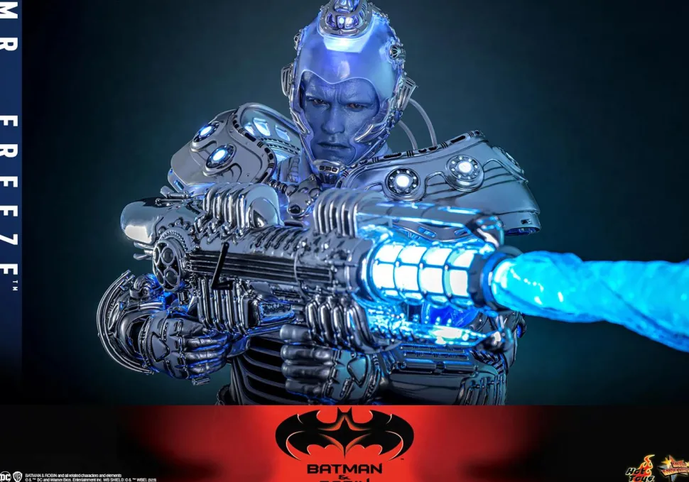 Batman & Robin (1997) - Mr. Freeze 1/6th Scale Hot Toys Action Figure