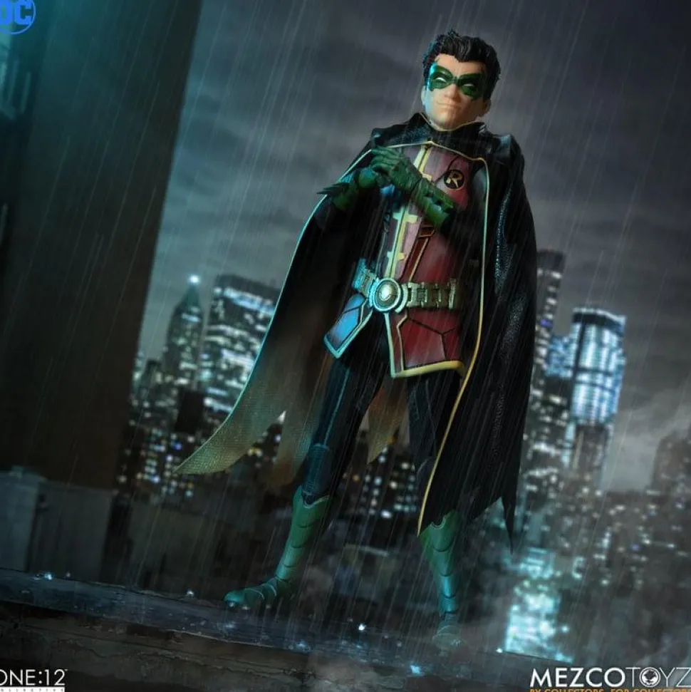 Batman - Robin (Damian Wayne) One:12 Collective 1/12th Scale Action Figure