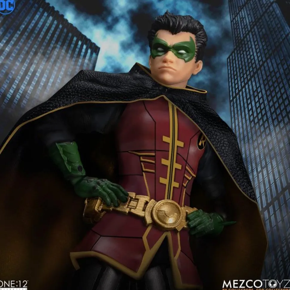 Batman - Robin (Damian Wayne) One:12 Collective 1/12th Scale Action Figure