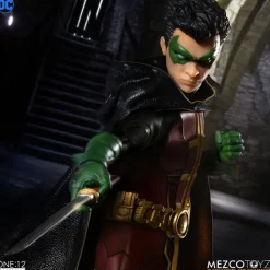 Batman - Robin (Damian Wayne) One:12 Collective 1/12th Scale Action Figure