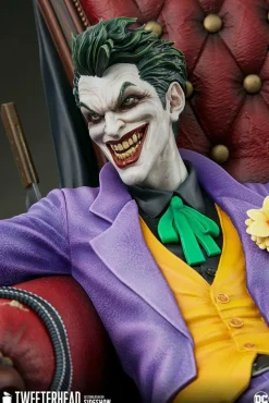 Batman - The Joker Deluxe 1/6th Scale Maquette Statue