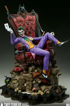 Batman - The Joker Deluxe 1/6th Scale Maquette Statue