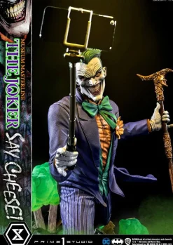 Batman - The Joker “Say Cheese” 1/3 Scale Statue