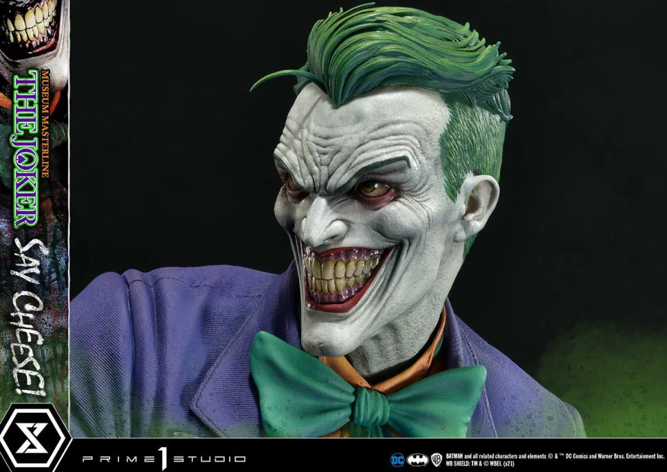 Batman - The Joker “Say Cheese” 1/3 Scale Statue
