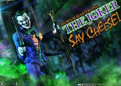 Batman - The Joker “Say Cheese” 1/3 Scale Statue