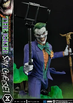 Batman - The Joker “Say Cheese” 1/3 Scale Statue