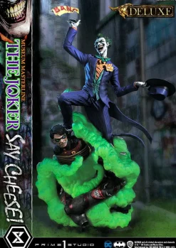 Batman - The Joker “Say Cheese” Deluxe 1/3 Scale Statue