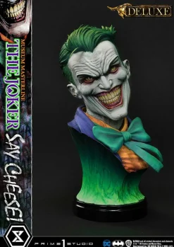 Batman - The Joker “Say Cheese” Deluxe 1/3 Scale Statue